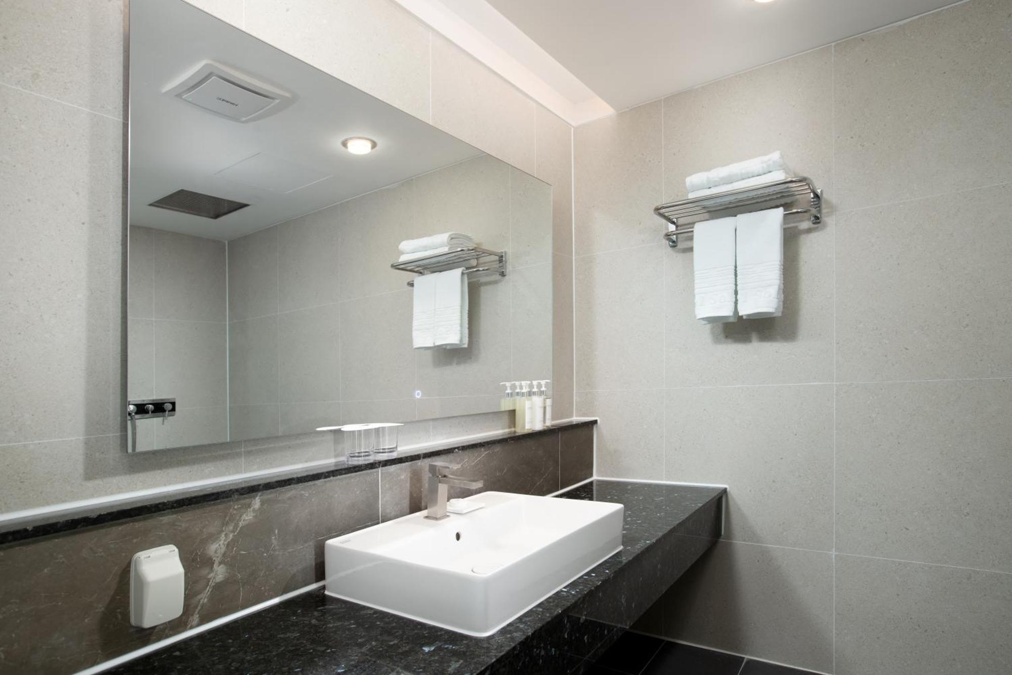בוריאונג Hotel Solaire מראה חיצוני תמונה